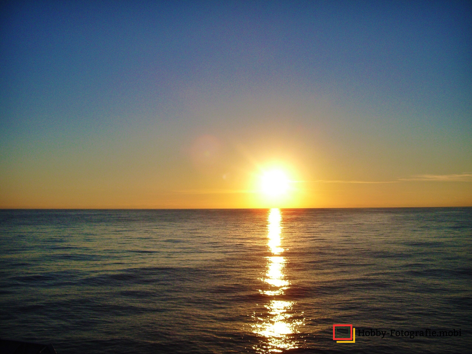 Sonnenuntergang auf offener See