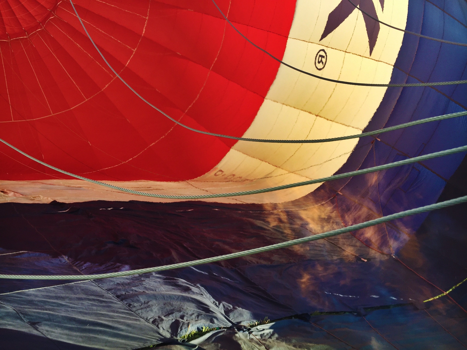 Heissluftballon vor dem Start